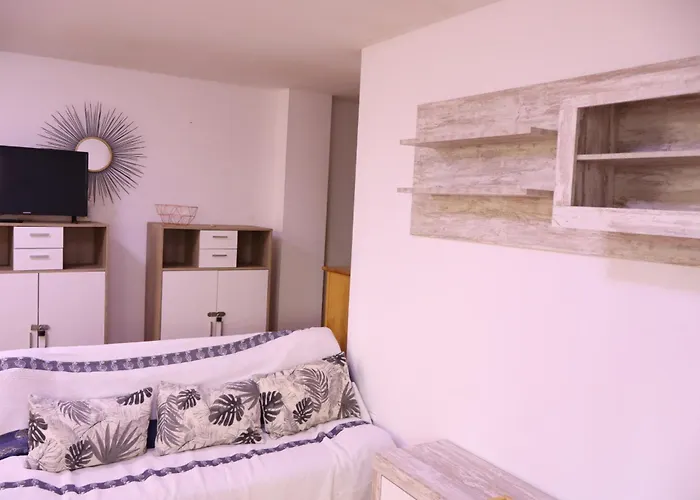 Apartment Edison Lek Con Aire *