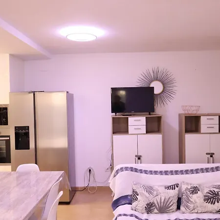 Edison Lek Con Aire Apartment Peniscola